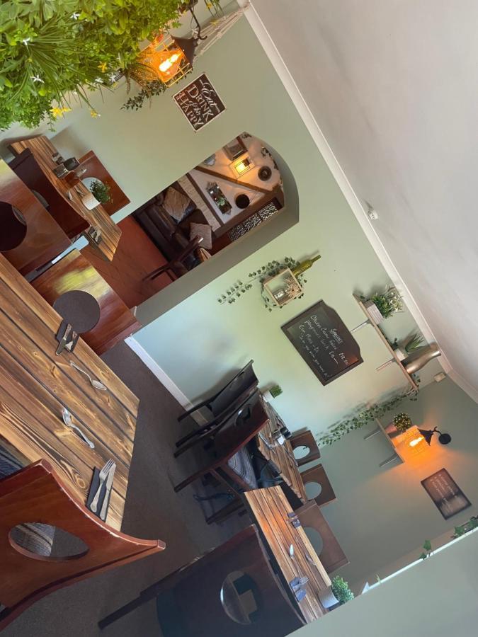 兰代洛 白鹿旅馆酒店 外观 照片
